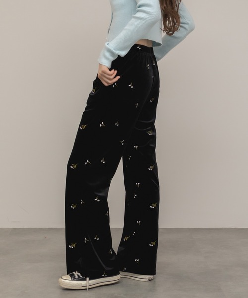HEILIS（ヘイリス） パンツ ベロア刺繍パンツ / ベロア 花柄 刺繍