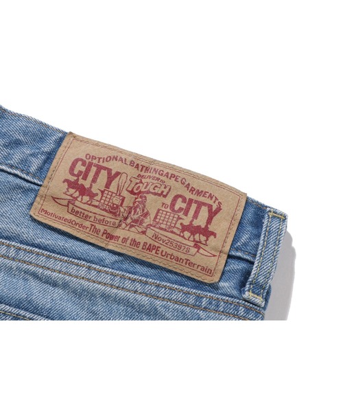 A BATHING APE（アベイシングエイプ） ジーンズ APE HEAD DENIM PANTS