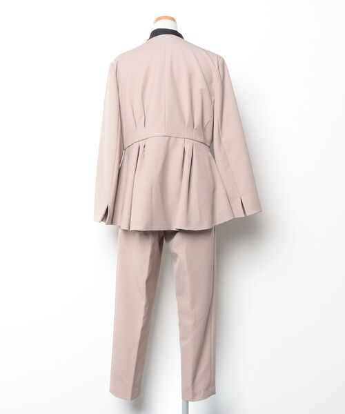 「RUIRUE BOUTIQUE」 セットアップ L ベージュ×ブラック レディース_画像2