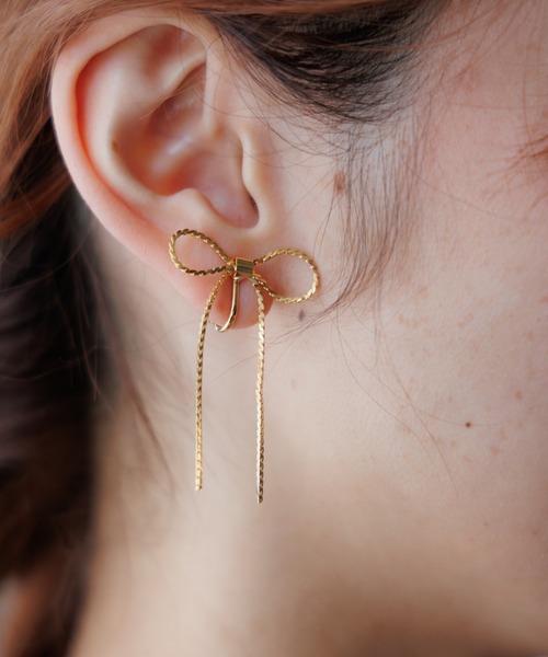 flower イヤリング スウィングリボンイヤリング レディース : ZOZOTOWN