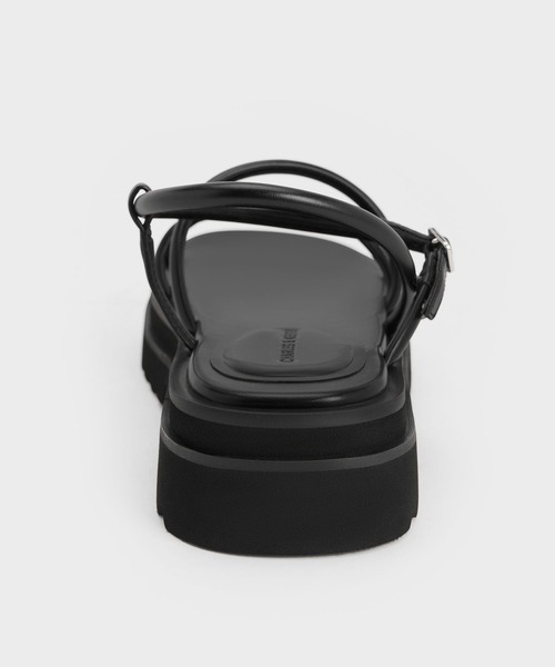 パッフィーストラップ サンダル （Black） パッフィー ストラップスライドサンダル - ブラック | CHARLES