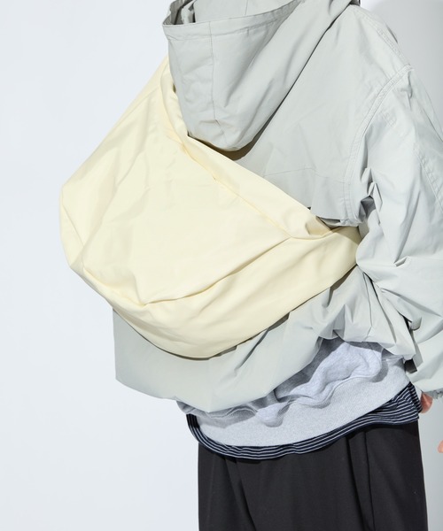 meltum ショルダーバッグ 「ZOZO限定」ROUND SHOULDER BAG