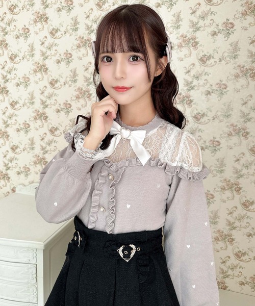ROJITA ロジータ ニットトップス 新色追加】ネックレス付肩ボリュームフリルニットトップス