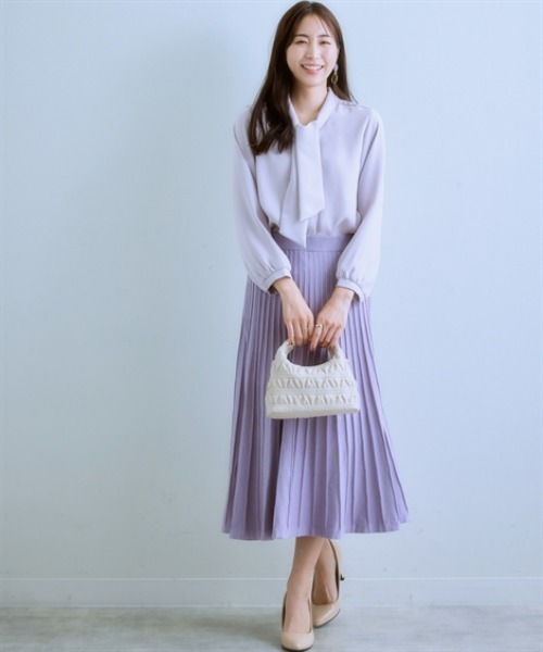 watarire バックボタンブラウス　≪teshioni≫ 7days Life Styling ブラウス シャツ ストレッチパウダーサテン