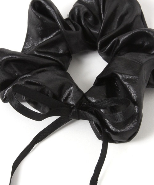 LAKOLE（ラコレ） シュシュ レザー調ロングリボンシュシュ / 607765