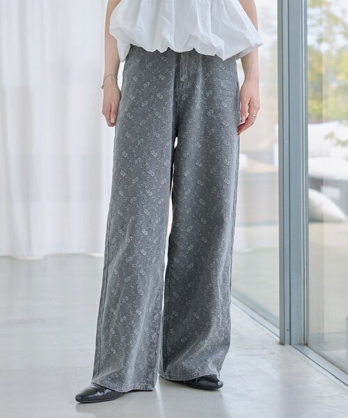 ワイドパンツ ジーンズ デニム デニムパンツ 「夏デニム/下半身痩せ/2サイズ展開」ワイドフラワーエンブロイダリーデニム レディースの画像