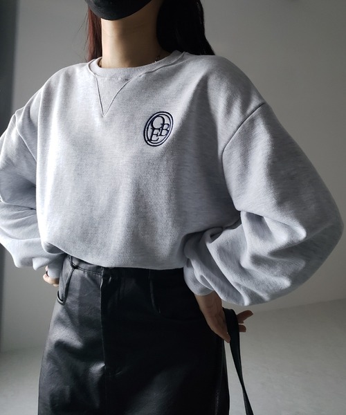 me+em select トレーナー スウェット OBE刺繍 ロゴクロップド