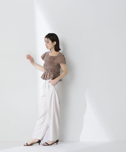 ナチュラルビューティベーシック　レースアップフリルシャーリングブラウス　新品 NATURAL BEAUTY BASIC｜レースアップフリルシャーリングブラウス