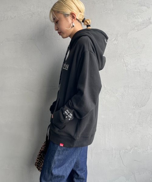 Manhattan Portage（マンハッタンポーテージ） パーカー ワンポイント