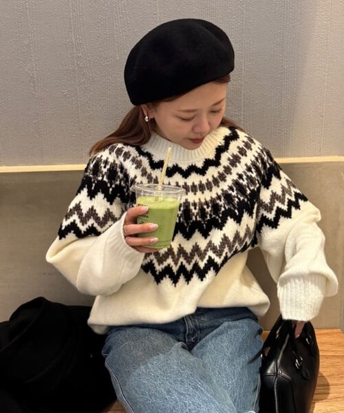 Discoat（ディスコート） ニット セーター 「ユニセックス」求心柄