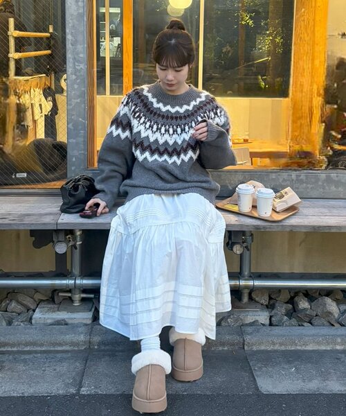 Discoat（ディスコート） ニット セーター 「ユニセックス」求心柄