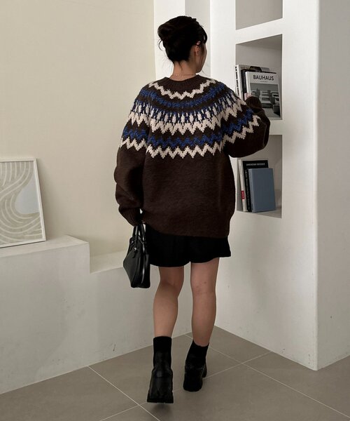 Discoat（ディスコート） ニット セーター 「ユニセックス」求心柄