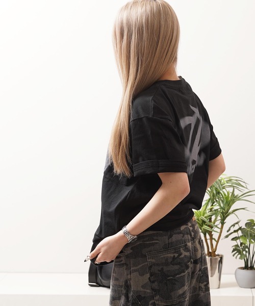 tシャツ ぼかしロゴプリント Tシャツ / Faded Logo Print T-Shirt