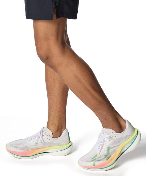 【新品未使用】UA ベロシティエリート3 UNDER ARMOUR（アンダーアーマー） スニーカー UAベロシティ エリート3