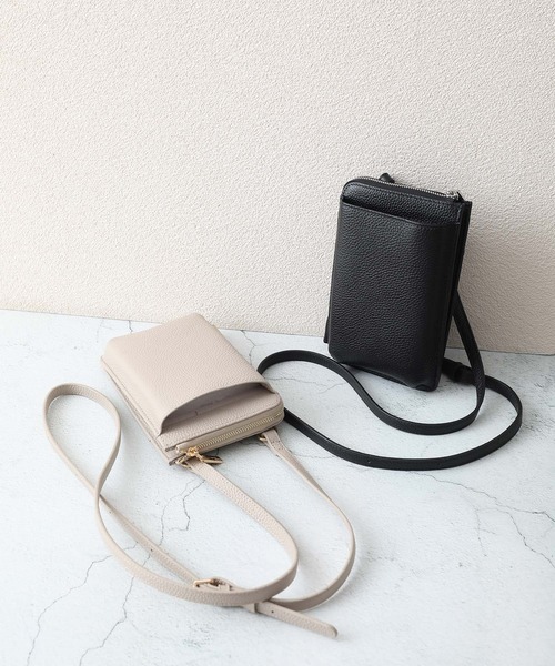 新品未使用Ungrid本革牛革 スマホショルダーバッグ Ungrid ショルダーバッグ バッグ 「Ungrid/アングリッド」本革