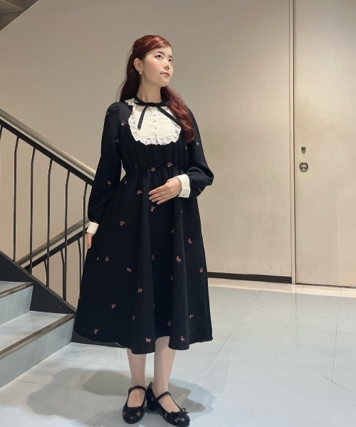 ワンピース プチローズ刺繍レースヨークワンピース/fint フィント | F i.n.t | 22