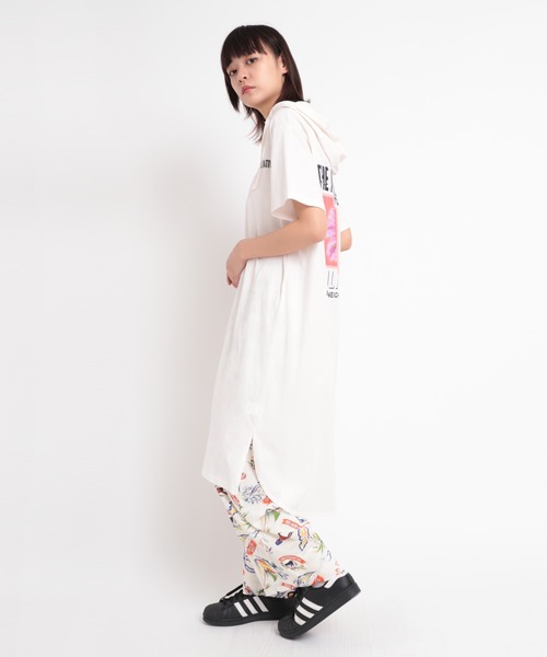 RNA（アールエヌエー） tシャツ 半袖 M1691 フラワープリントフーディ