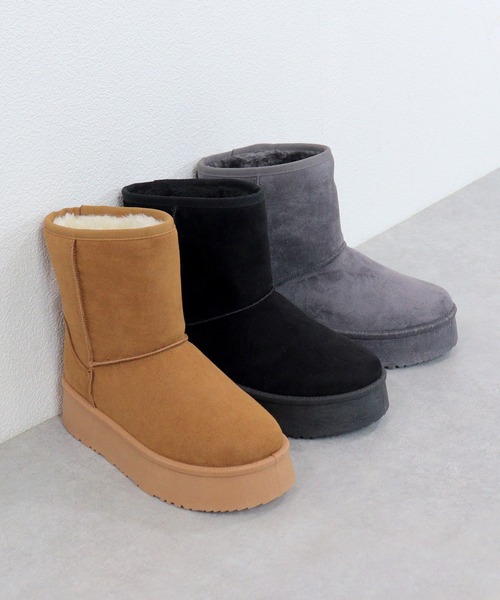 New Balance ムートンブーツ ベージュ　ユニセックス UGG アグ ムートンブーツ メンズ レディース ニューメル 3236