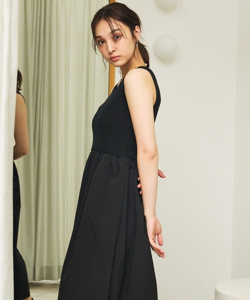 美品 Olu. ノースリーブ ニット ロング ワンピース ブラック Olu. ワンピース ニットドッキングノースリーブワンピース