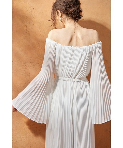 Estella.K ワンピース Ester Pleated Dress オフショルアコーディオン