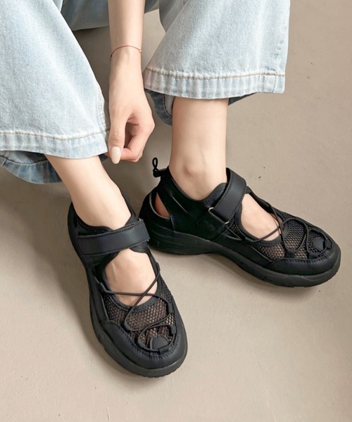 Shoes in Closet（シュークロ） スニーカー 超軽量 厚底 メッシュ