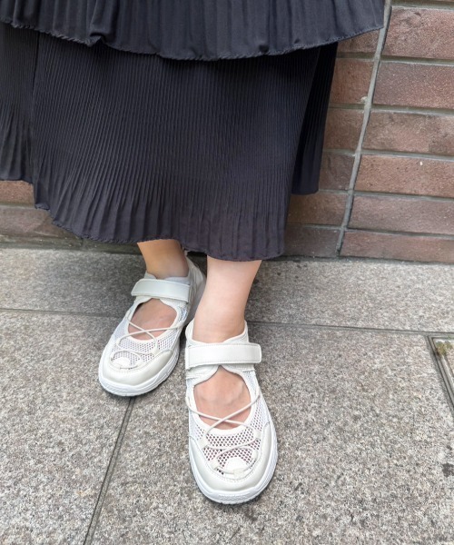 Shoes in Closet（シュークロ） スニーカー 超軽量 厚底 メッシュ