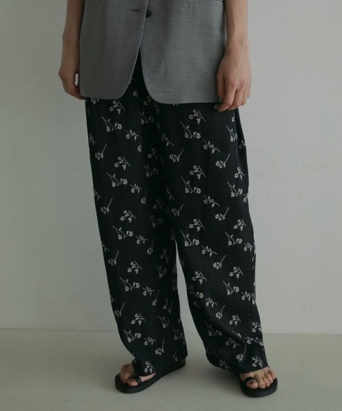 anuke（アンヌーク） ワイドパンツ パンツ anuke Flower Jacquard