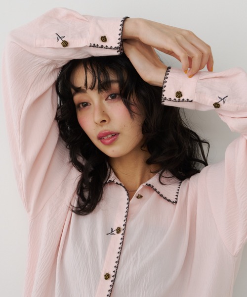 Unitage（ユニテージ） ブラウス シャツ ''一輪のバラ''シャツ