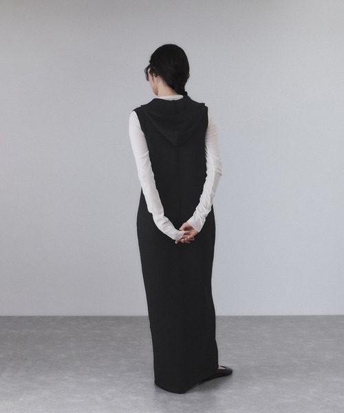 ADAM ET ROPE'（アダムエロペ） ワンピース 「サステナブル」スクープ