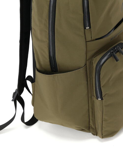 デイバック リュック 「MASTER BUNNY EDITION」「上田桃子プロコラボ」バックパック (UNISEX) レディース メンズ