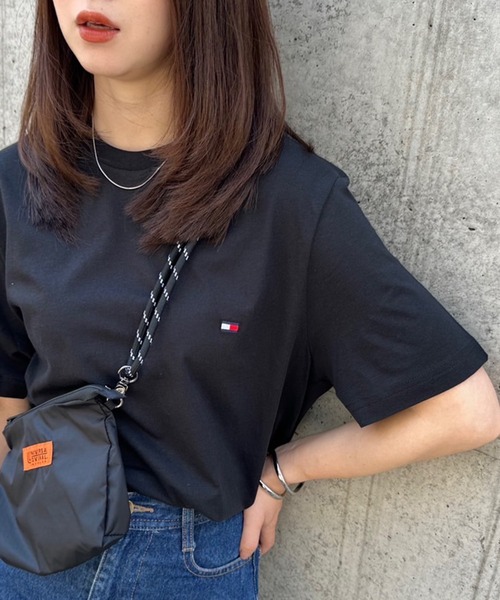 美品♡ トミーヒルフィガー　ネオプレン　チャーム　ブラック　トートバッグ トミー ヒルフィガー 公式オンラインストア