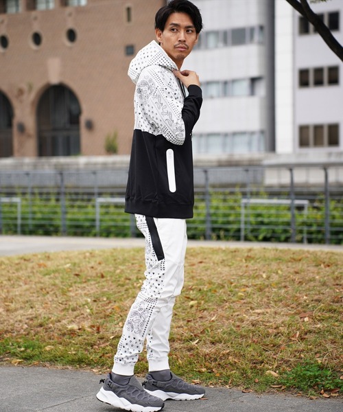 ボリュームパーカー　　アイボリー New Balance for emmi】Athletics フレンチテリーオーバーサイズド