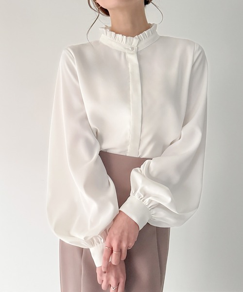 JUNOAH（ジュノア） ブラウス シャツ パール釦フリルスタンドカラー