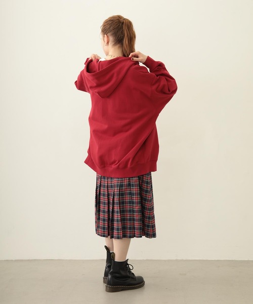 ミルクフェド　ジップパーカー　赤 MILKFED.（ミルクフェド） パーカー COLLEGE PATCH ZIP UP HOODIE