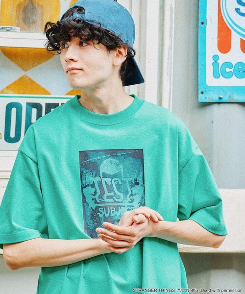 niko and…（ニコアンド） tシャツ 「STRANGER THINGS」コラボ プリント