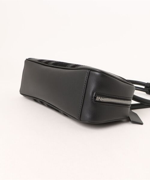 CHARLES ＆ KEITH（チャールズ&キース） ショルダーバッグ バッグ Zeya