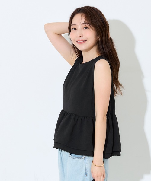 coca（コカ） tシャツ シボサテン ノースリーブペプラムトップス