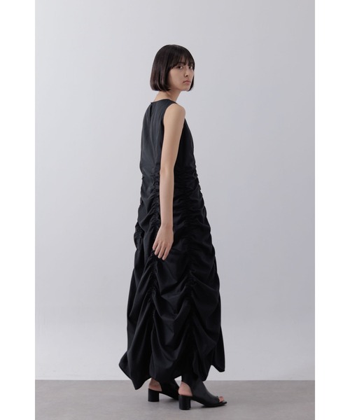 【クラネ】ドロストギャザードレープワンピース☆マキシ丈☆ブラック☆ゆったり☆S クラネ】ドロストギャザードレープワンピース☆マキシ丈