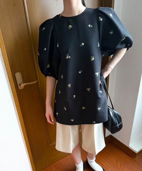 パフスリーブ刺繍ブラウス セール】パフスリーブ刺繍ブラウス（シャツ/ブラウス）｜URBAN