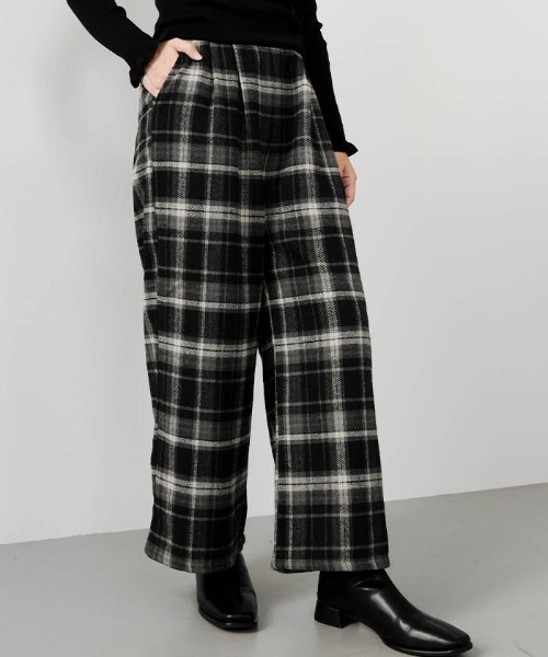 エポカ　新品未使用ワイドパンツ サイズ40 黒と白のチェック柄 パンツ チェック柄ワイドパンツ レディース : ZOZOTOWN Yahoo!店
