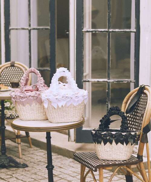 Maison de FLEUR（メゾンドフルール） ハンドバッグ フリルハンドル