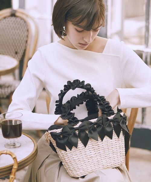 Maison de FLEUR（メゾンドフルール） ハンドバッグ フリルハンドル