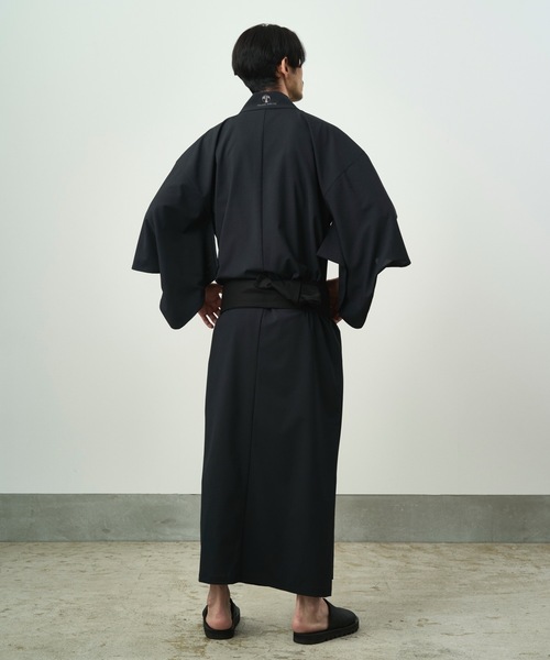 和ROBE Trove 羽織り　ジャケット　ノーカラー　袴　甚平　黒　2 和ROBEの秋、はじまります。 | NEWS | TROVE OFFICIAL WEB SHOP
