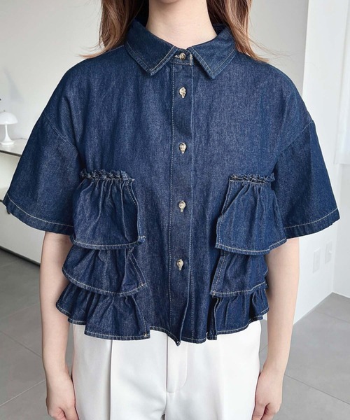 moment+ ブラウス シャツ 半袖ティアードフリルデニムシャツ