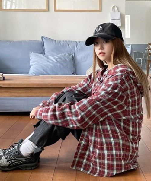 ブラウス シャツ A'GEM/9 × .kom 「muah muah/ムーアムーア」 POINT LABEL CHECK HOOD SHIRT/ポイン 86694196b_b_10_500.jpg