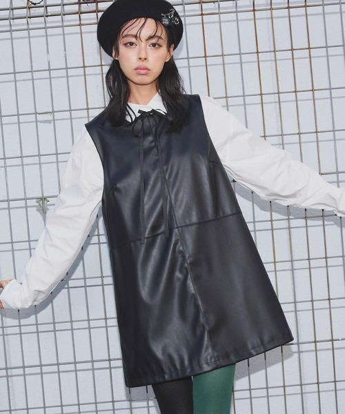 Nodress レザーワンピース　ミニワンピース  ブルー　レア　ノースリーブ Nodress レザーワンピース ミニワンピース ブルー レア ノースリーブ