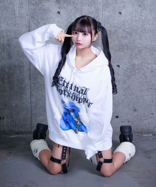 Amilige パーカー CROSS BEARプリントパーカー レディース