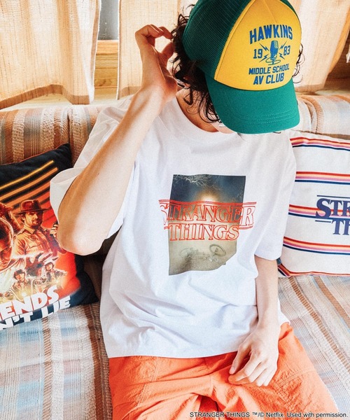 nikoand☆ STRANGERTHIGS 未知の世界 コラボシャツ niko and  on X: 
