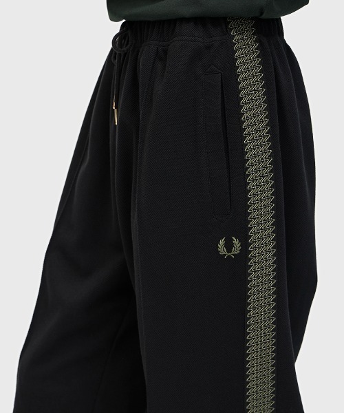 FRED PERRY（フレッドペリー） パンツ Tennis Grip Taped Track Pants