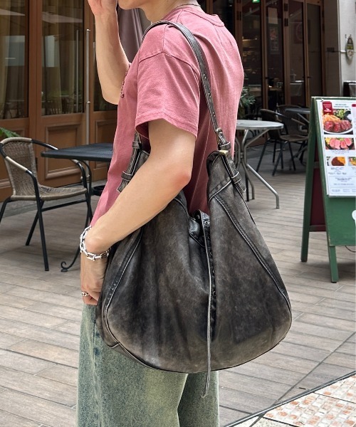 【完売品】seyto ヴィンテージライクビックショルダーバッグ シルバー seyto（セイト）の「Vintage like big sholder bag